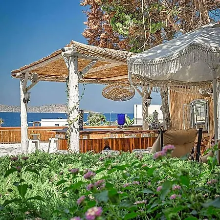 فندق Misket Bodrum 3*